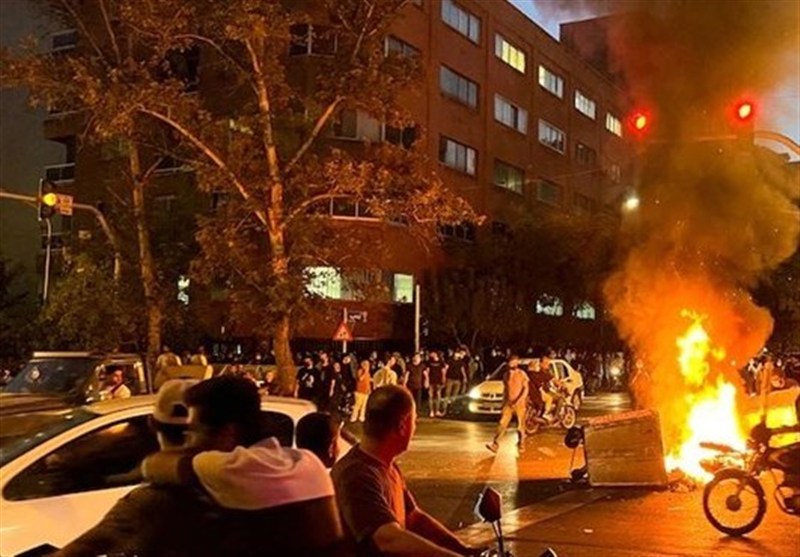 شبی که اغتشاشگران با قمه و اسلحه به جان حافظان امنیت افتادند 